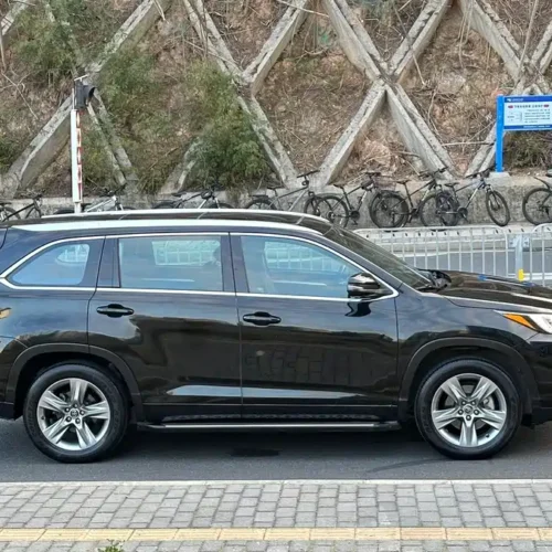 900x675_0_q87_c42_autohomecar__Chto52m7wj-AMwBLAA6ssQOPbxQ652.jpg.webp Used Toyota Highlander 2018 2.0T four-wheel drive luxury version 7 seats National V