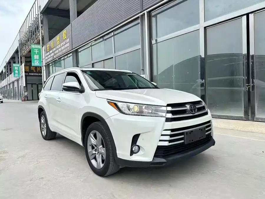 900x675_0_q87_c42_autohomecar__Chto52mEJW2ALSoUAAOXaqsu-m8031.jpg.webp Used Toyota Highlander 2018 2.0T four-wheel drive luxury version