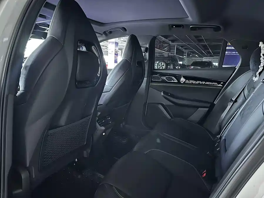 900x675_0_q87_c42_autohomecar__Chto52mEpYGABoblAAKrbLBj3p0718.jpg.webp Used Lynk & Co 03 2023 2.0TD DCT Plus