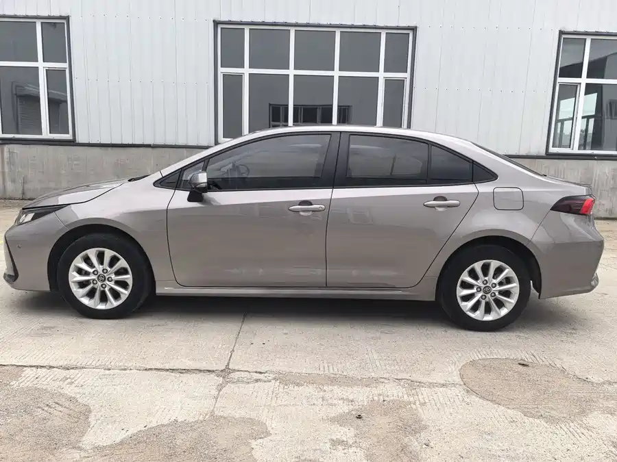 900x675_0_q87_c42_autohomecar__Chto52mJpUyAcVwdAAhLA-o5S5Q048.jpg.webp Used Toyota Corolla 2021 1.2T S-CVT Elite Edition