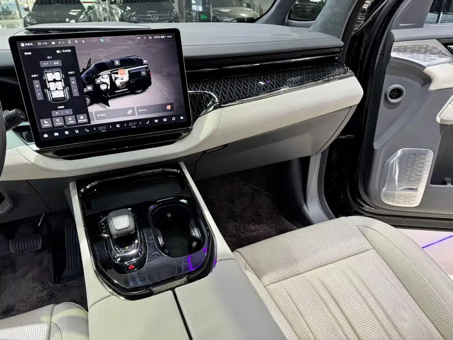 900x675_0_q87_c42_autohomecar__Chto52mJrGyAAZGKAAlQ3X5T6mE143.jpg.webp Used Zeekr 009 2022 facelift WE version