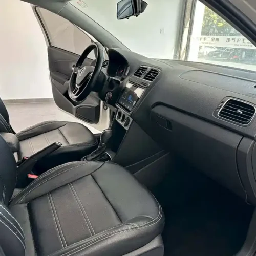 Used Volkswagen Polo 2016 1.6L automatic comfort model