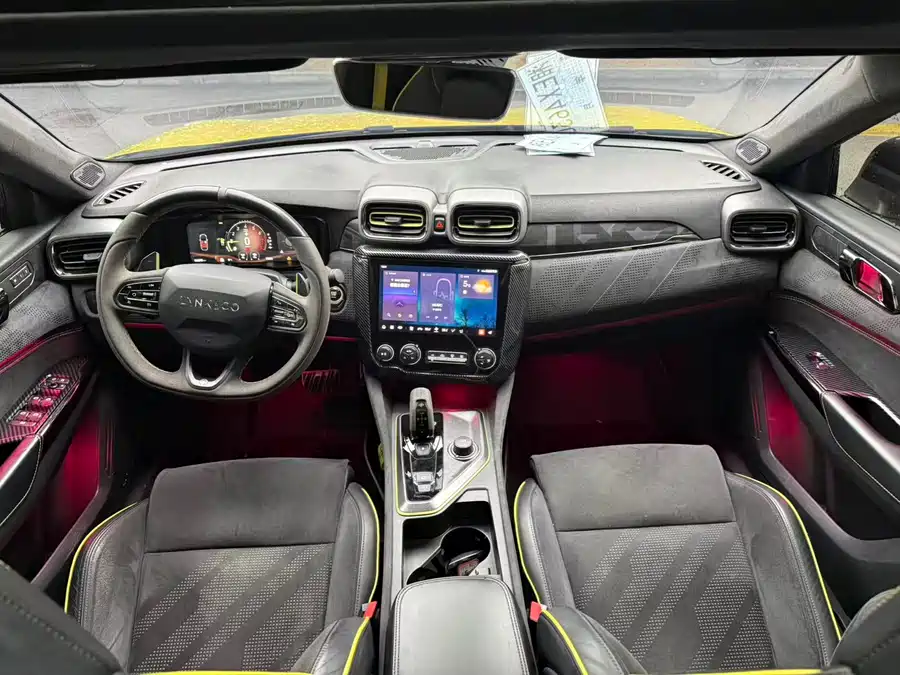 900x675_0_q87_c42_autohomecar__Chto52mK_Y2ABU-CAAjyj-3-hM461.jpg.webp Used Lynk & Co 03 2020 03+ 2.0TD Automatic Wind Control Edition
