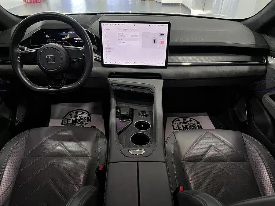 900x675_0_q87_c42_autohomecar__Chto52mMGsCAUErfAAabQHNwtXs793.jpg.webp Used Zeekr 001 2023 WE version 86kWh