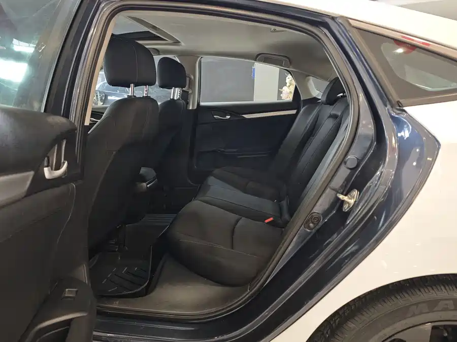 Used Honda Civic 2016 220TURBO CVT Deluxe Edition