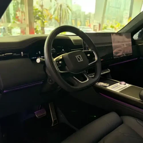900x675_0_q87_c42_autohomecar__Chto52mNs3aAeJiAAAXuCCXBA7Y270.jpg.webp Used Zeekr 9X 2025 Ultra Edition 70kWh