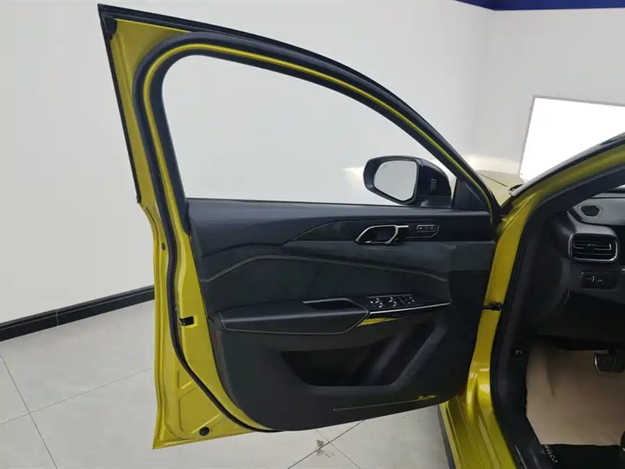 900x675_0_q87_c42_autohomecar__Chto52mNwdWAbHVHAAEePfy0PPs964.jpg.webp Used Lynk & Co 03 2019 03+ 2.0TD Automatic Wind Control Edition