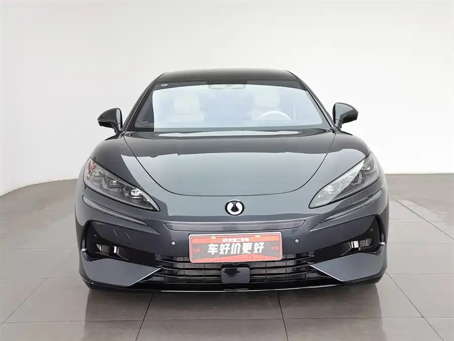 Used Denza Z9 2024 1100km four-wheel drive Max version
