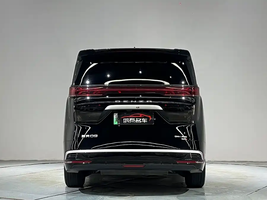 900x675_0_q87_c42_autohomecar__Chto52mOvEqADKdOAAYFnCDdqrY718.jpg.webp Used Denza D9 2025 DM-i smart driving version 1020 four-wheel drive exclusive model