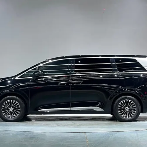 900x675_0_q87_c42_autohomecar__Chto52mOvEqAJ0fpAAcZbKhS9jo634.jpg.webp Used Denza D9 2025 DM-i smart driving version 1020 four-wheel drive exclusive model