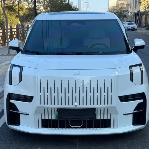 900x675_0_q87_c42_autohomecar__Chto52mUWQqAM9LEAAn2_8ofZKc724.jpg.webp Used Zeekr 009 2022 facelift WE version
