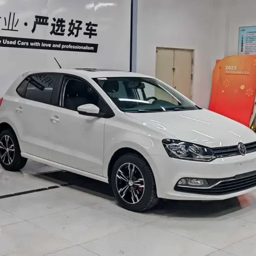 Used Volkswagen Polo 2016 1.6L automatic comfort model