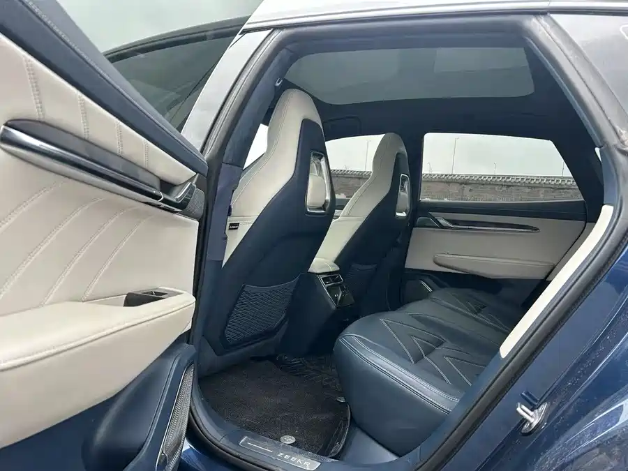 900x675_0_q87_c42_autohomecar__Chto52mhNUeATRC7AALnRYzSjzY559.jpg.webp Used Zeekr 001 2023 WE version 100kWh
