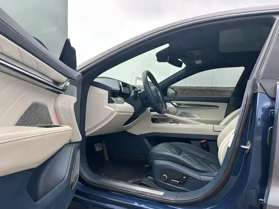 900x675_0_q87_c42_autohomecar__Chto52mhNUiAZRapAALN5XdRspY209.jpg.webp Used Zeekr 001 2023 WE version 100kWh