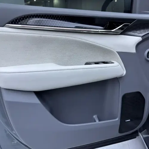 900x675_0_q87_c42_autohomecar__Chto52mhTKKAZp0pAASjbzIlr30094.jpg.webp Used Zeekr 009 2024 seven-seater aisle version 108kWh