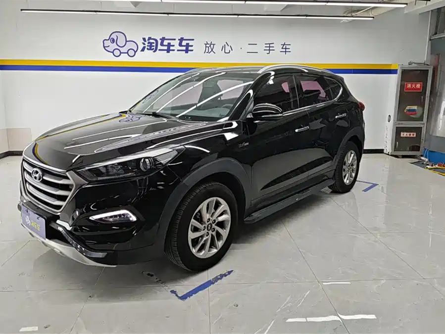 900x675_0_q87_c42_autohomecar__Chto52mhXHqAQ7BNAAHG8JO7n8I307.jpg.webp Used Hyundai Tucson 2015 1.6T dual-clutch two-wheel drive intelligent model