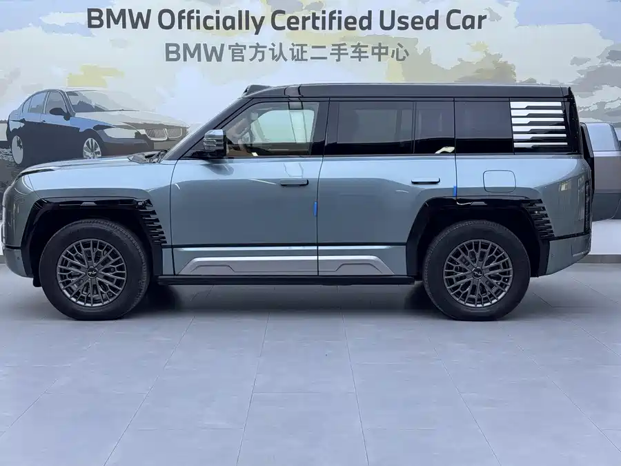 Used BYD Yangwang U8 2023 Deluxe Edition