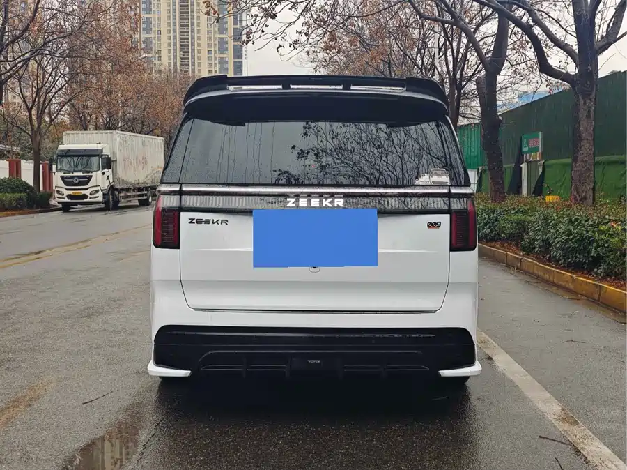 Used Zeekr 009 2024 seven-seater aisle version 108kWh