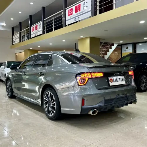 900x675_0_q87_c42_autohomecar__Chto52mkI7OANBL2AAo3yi4p-UQ675.jpg.webp Used Lynk & Co 03 2021 1.5TD DCT Plus