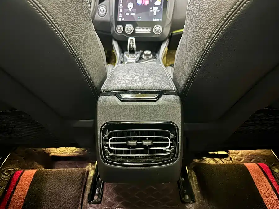 900x675_0_q87_c42_autohomecar__Chto52mkI7mAMe33AArRnnrEGvE541.jpg.webp Used Lynk & Co 03 2021 1.5TD DCT Plus