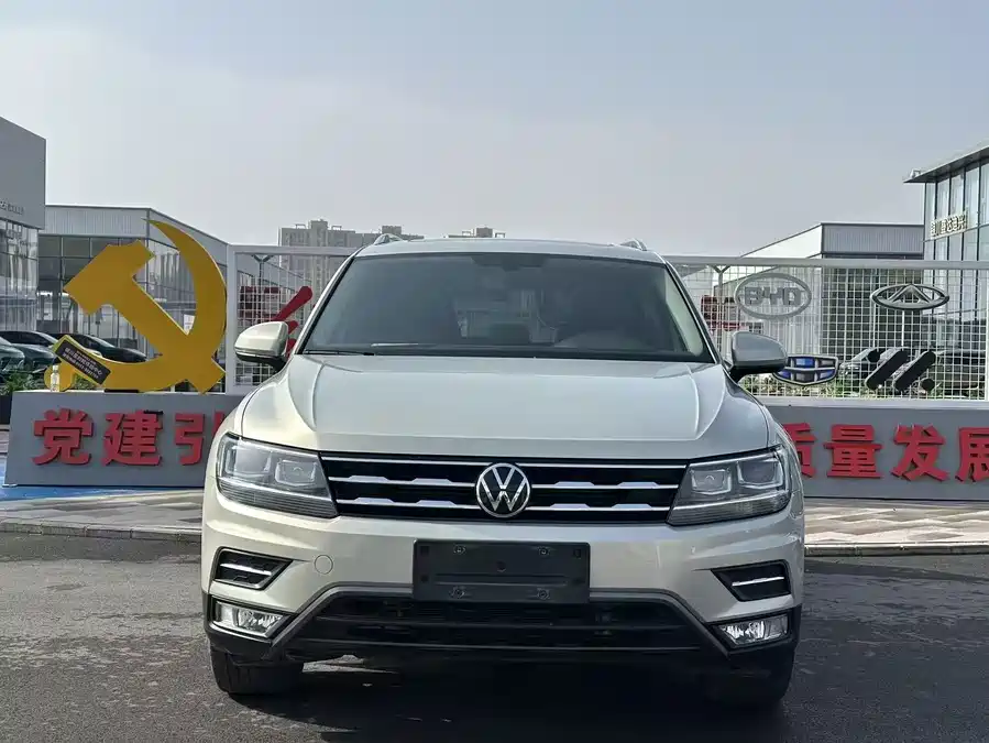 Used Volkswagen Tiguan L 2021 330TSI automatic two-wheel drive smart version