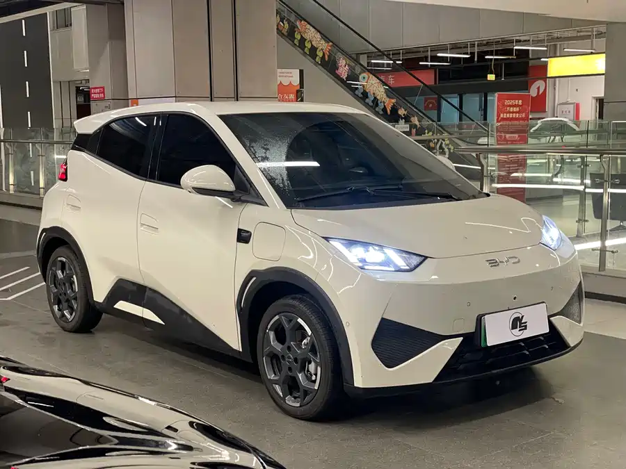 900x675_0_q87_c42_autohomecar__Chto52mlO6-ABqKnAAk1zH3cN64892.jpg.webp Used BYD Seagull 2025 smart driving version 305km free version