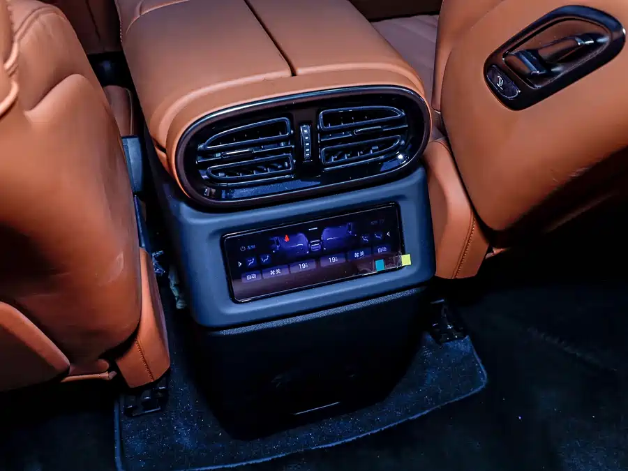 Used BYD Yangwang U8 2023 Deluxe Edition