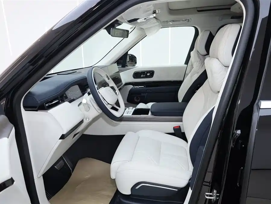 900x675_0_q87_c42_autohomecar__Chto52mlUkmAc5E6AAF98NqUYx4942.jpg.webp Used Zeekr 9X 2025 Hyper Edition 70kWh