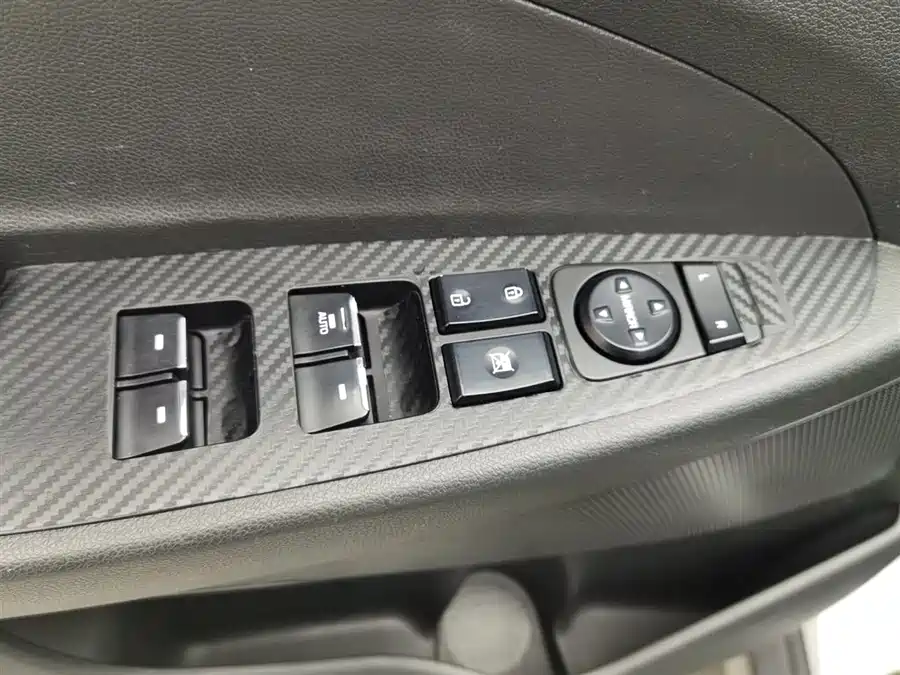 Used Hyundai Tucson 2018 1.6T dual-clutch two-wheel drive 15th anniversary special edition