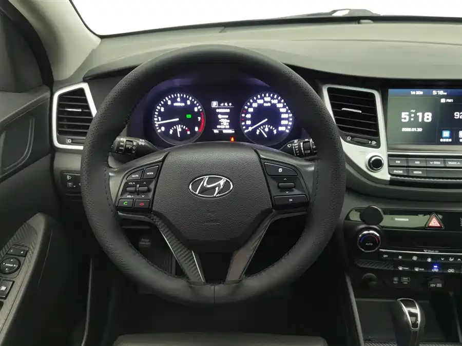 Used Hyundai Tucson 2018 1.6T dual-clutch two-wheel drive 15th anniversary special edition