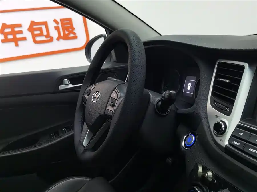 Used Hyundai Tucson 2018 1.6T dual-clutch two-wheel drive 15th anniversary special edition