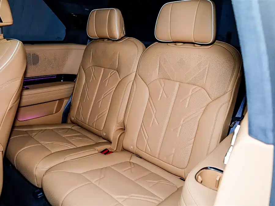 900x675_0_q87_c42_autohomecar__Chto52mmVUyAFclkAAGrPwv1iTg200.jpg.webp Used Zeekr 9X 2025 Hyper Edition 70kWh