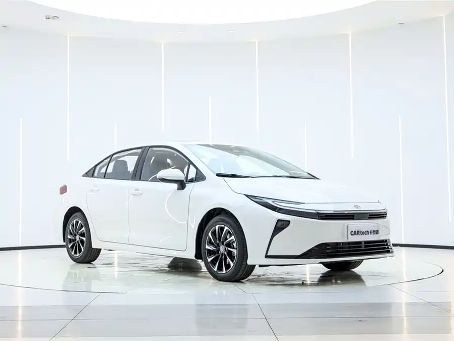 Used Toyota Corolla 2026 1.8L Dual Engine Elite Edition