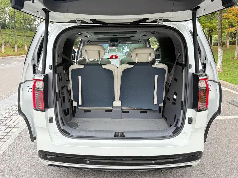 900x675_0_q87_c42_autohomecar__Chto52mmlFCAWSLuAAtDgWzV2Fk117.jpg.webp Used Zeekr 009 2022 WE version