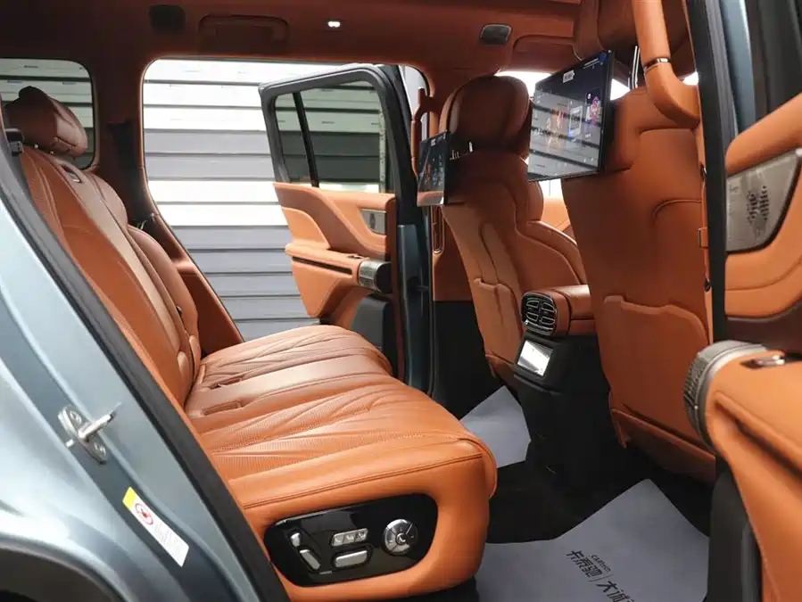 Used BYD Yangwang U8 2023 Deluxe Edition