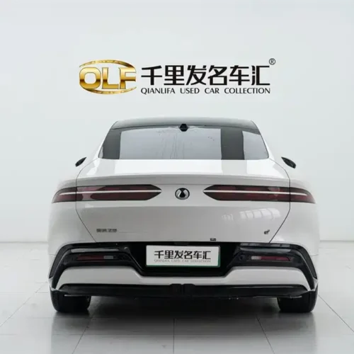 900x675_0_q87_c42_autohomecar__Chto52mn2gOAG0j-AADlzE_UcbU223.jpg.webp Used Denza Z9 2024 1100km four-wheel drive Ultra version
