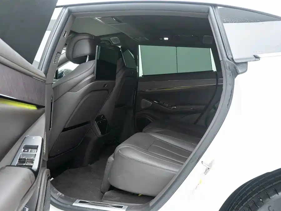 900x675_0_q87_c42_autohomecar__Chto52mn2iCAfhtgAAFkpOs_i7o631.jpg.webp Used Denza Z9 2024 1100km four-wheel drive Ultra version