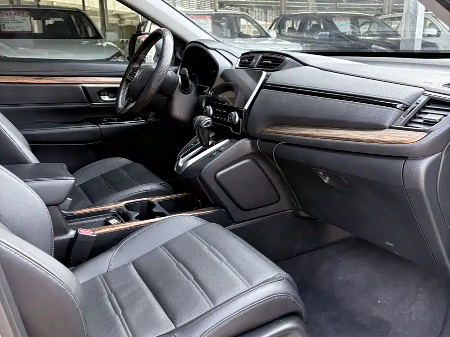 900x675_0_q87_c42_autohomecar__Chto52mphQaARAwiAATNSiSLTcg880.jpg.webp Used Honda CR-V 2019 240TURBO CVT two-wheel drive fashion version National V