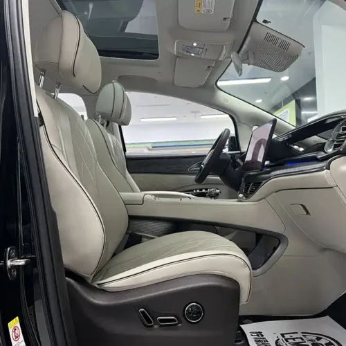 900x675_0_q87_c42_autohomecar__Chto52mpiqyAft8RAAV_YGGAedM240.jpg.webp Used Denza D9 2024 DM-i 980 four-wheel drive premium model