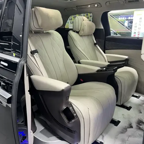 900x675_0_q87_c42_autohomecar__Chto52mpirOAOXcAAAY9YCT6Q18233.jpg.webp Used Denza D9 2024 DM-i 980 four-wheel drive premium model