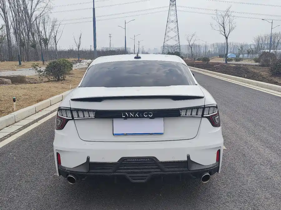 900x675_0_q87_c42_autohomecar__Chto52mqf0SAAVxnAAg9dRqp3gM044.jpg.webp Used Lynk & Co 03 2022 2.0TD DCT Pro