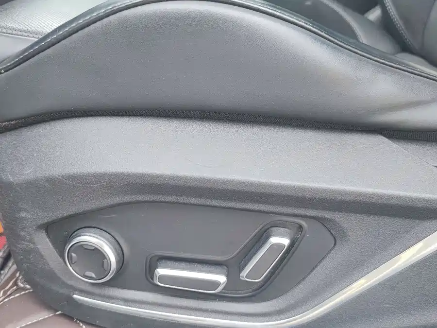 900x675_0_q87_c42_autohomecar__Chto52mqf0SAM3hjAAY56BsEXzE848.jpg.webp Used Lynk & Co 03 2022 2.0TD DCT Pro