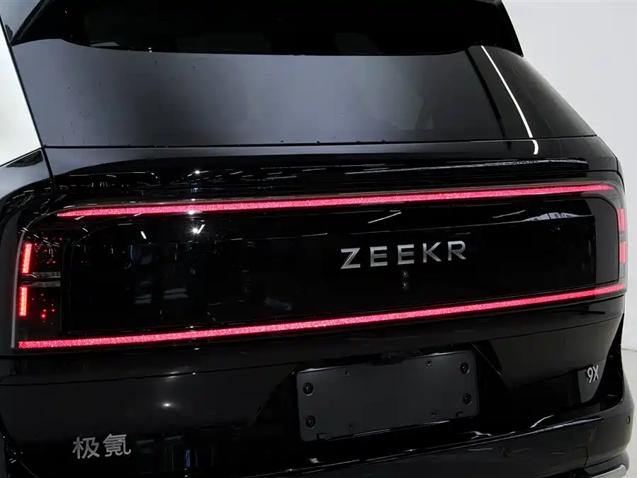 900x675_0_q87_c42_autohomecar__Chto52mql-SAZ2MZAAFD18Tylgo550.jpg.webp Used Zeekr 9X 2025 Hyper Edition 70kWh