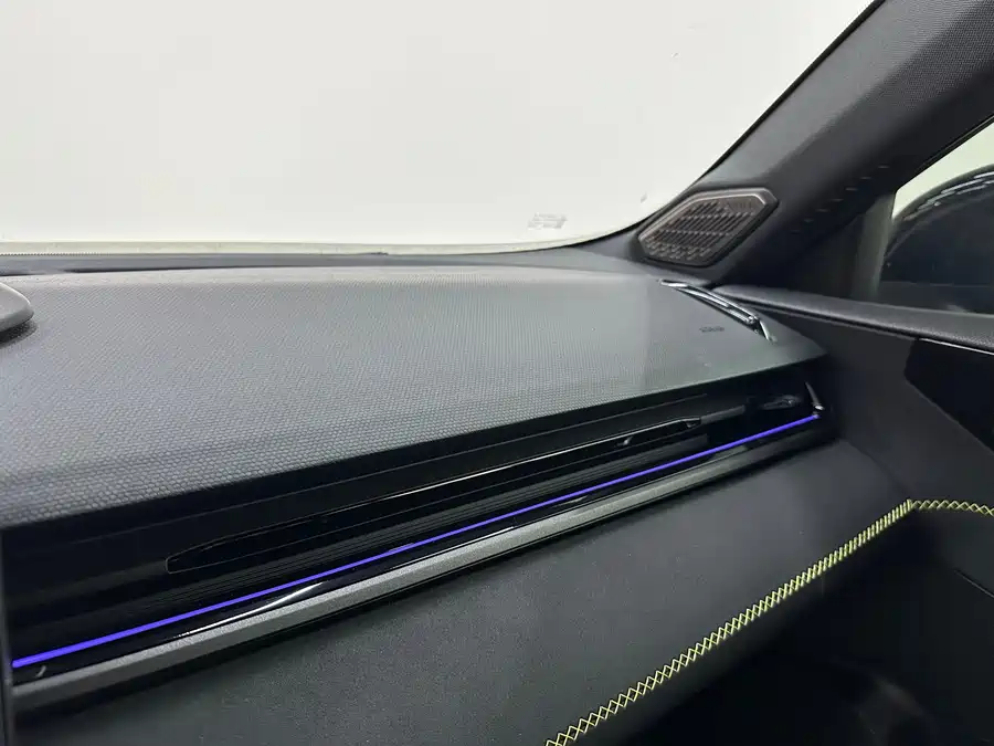 900x675_0_q87_c42_autohomecar__Chto52mqrEuALAbDAAiOwcX8C20359.jpg.webp Used Lynk & Co 03 2023 1.5TD DCT Pro