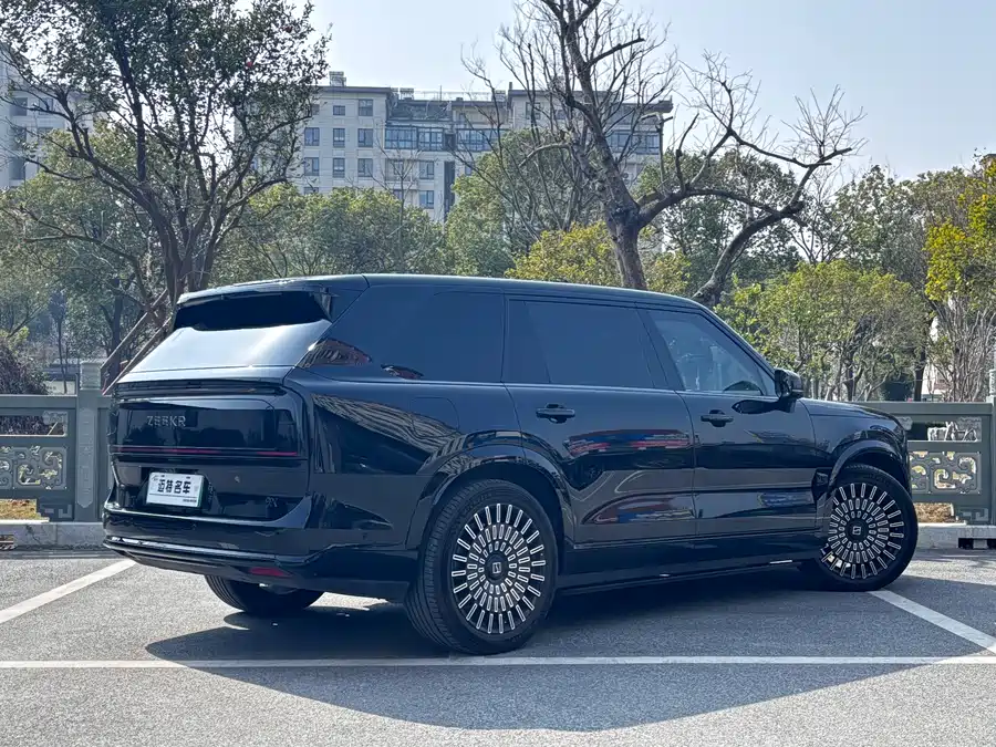 900x675_0_q87_c42_autohomecar__Chto52mry42AeNDkAA50KT_BueU574.jpg.webp Used Zeekr 9X 2025 Max version 55kWh