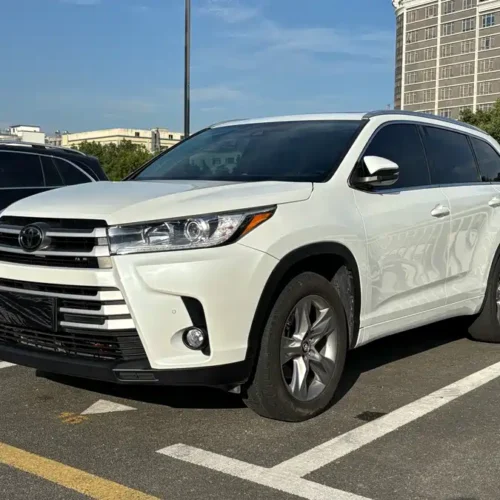 Used Toyota Highlander 2018 2.0T four-wheel drive luxury version