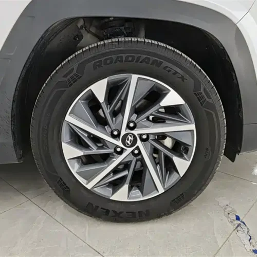 900x675_0_q87_c42_autohomecar__Chto52mv9DGADASbAAGk8oH9VwQ685.jpg.webp Used Hyundai Tucson 2023 Used Hyundai Tucson L 1.5T automatic two-wheel drive GLX Elite Edition