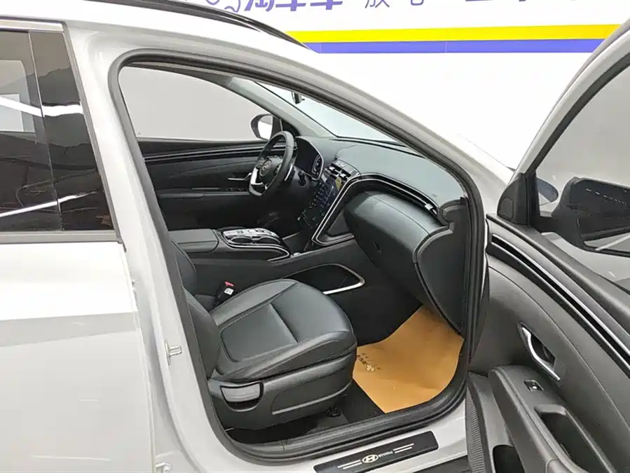 900x675_0_q87_c42_autohomecar__Chto52mv9DKAGD5NAAGzLJR8MTA131.jpg.webp Used Hyundai Tucson 2023 Used Hyundai Tucson L 1.5T automatic two-wheel drive GLX Elite Edition