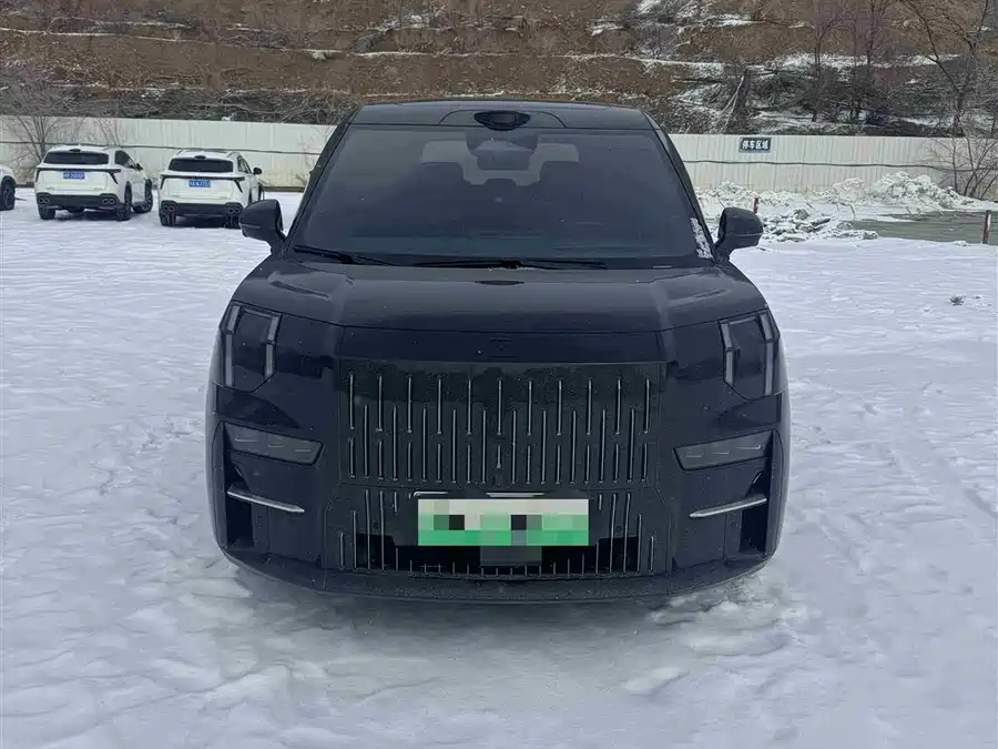 900x675_0_q87_c42_autohomecar__Chto52mvfdmANPwLAAONciRllsU787.jpg.webp Used Zeekr 009 2024 seven-seat aisle version four-wheel drive 108kWh
