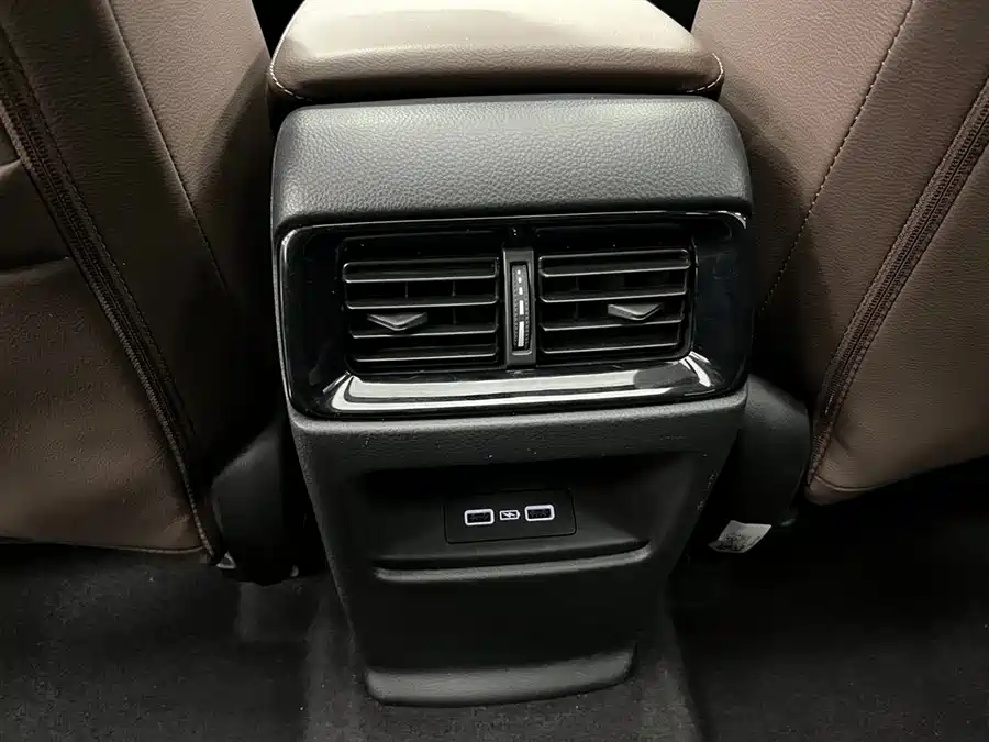 900x675_0_q87_c42_autohomecar__Chto52mvjJCAPKXIAAHHx5lJPi8164.jpg.webp Used Honda CR-V 2023 240TURBO 2WD Premium Edition 7 seats